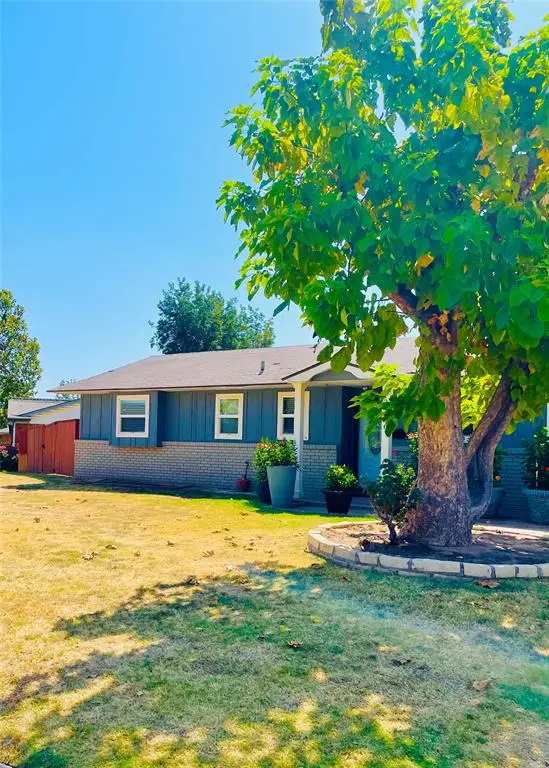 2216 N Mueller Avenue, Bethany, OK 73008 - #2