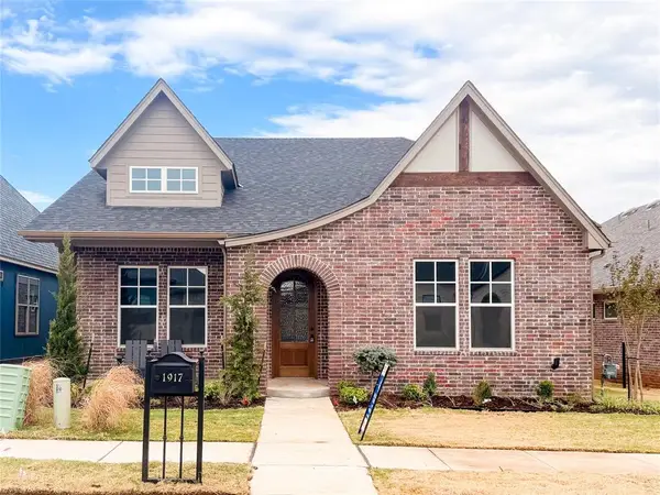 1917 Parkwood Avenue, Edmond, OK 73034