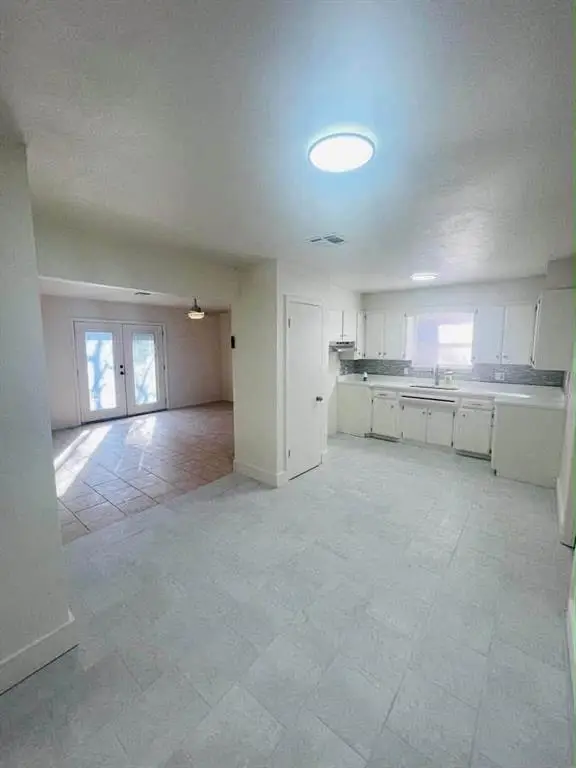 3028 Chetwood Drive, Del City, OK 73115 - #3
