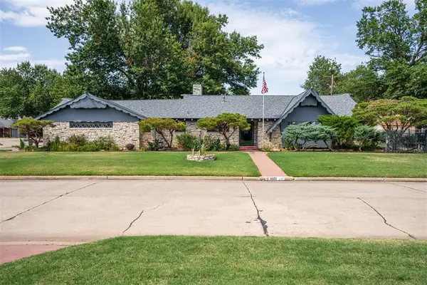 1527 Holliday Drive, Norman, OK 73069