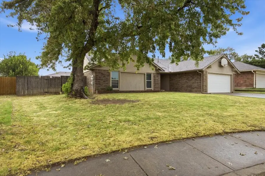 1419 W Aries Road, Edmond, OK 73003 - #2
