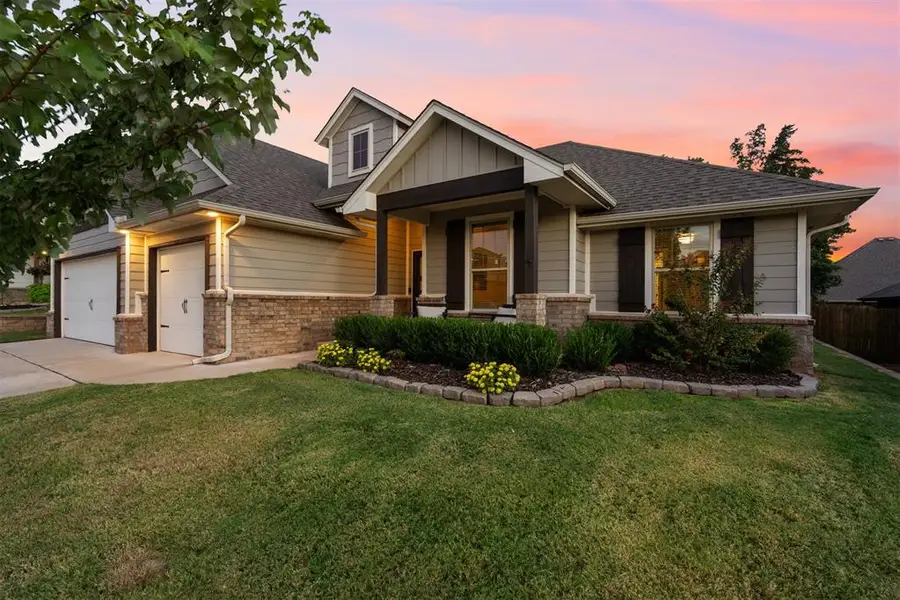 8008 Mimosa Drive, Edmond, OK 73034 - #2