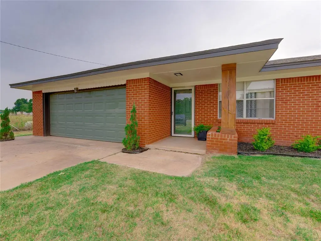 3574 N Highway 74, Crescent, OK 73028 - #1