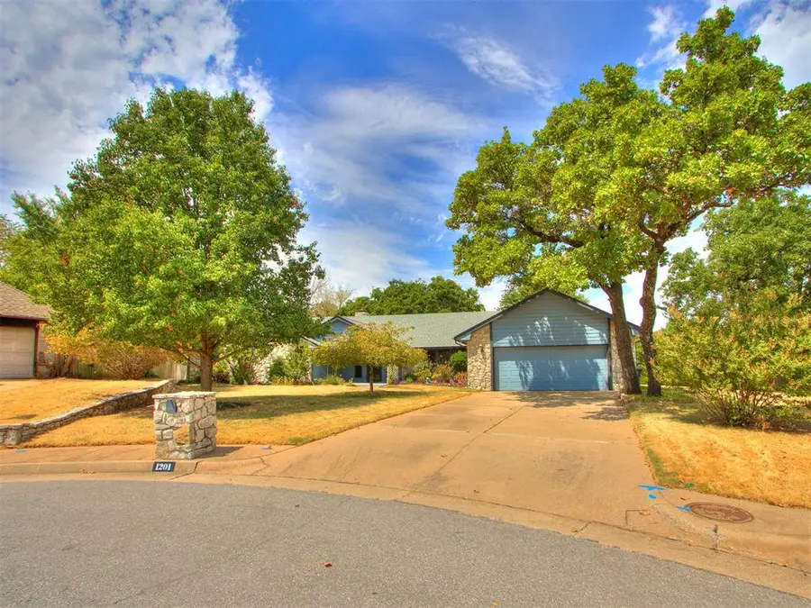 1201 Fox Bluff Court, Edmond, OK 73034 - #3