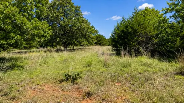 30226 Hamilton Road, Macomb, OK 74852