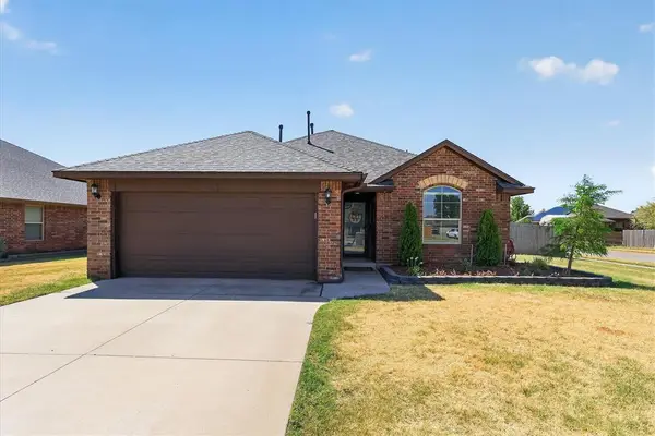 11116 SW 38th Circle, Mustang, OK 73064