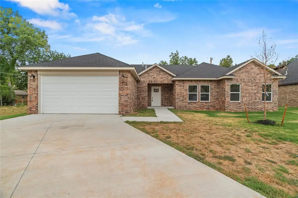 232 E Abbot Lane, Mustang, OK 73064 - #1