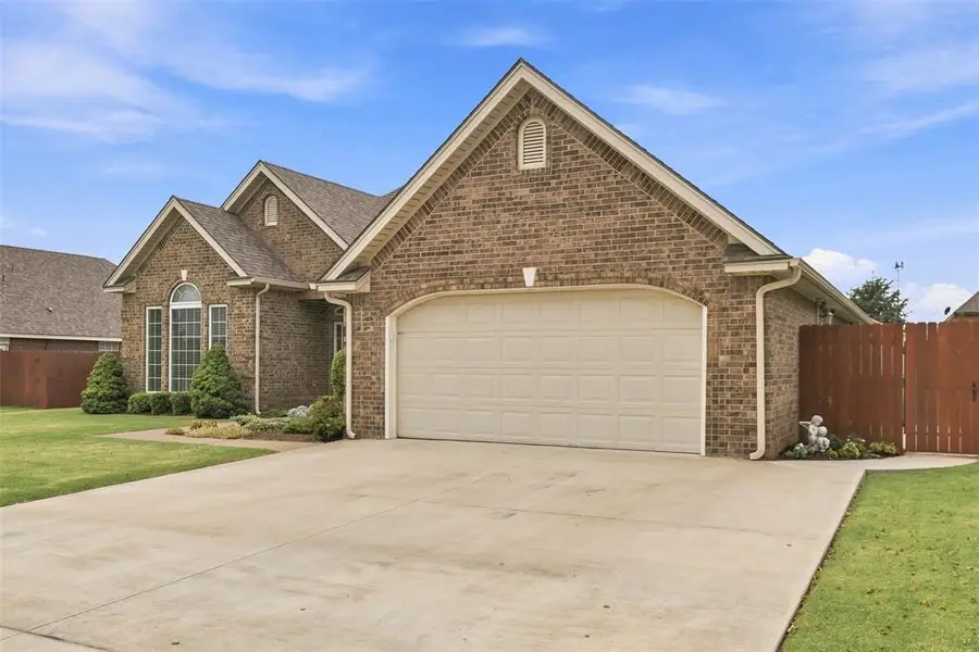 1604 Lakeview Drive, Kingfisher, OK 73750 - #3
