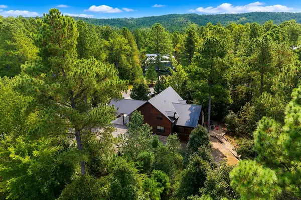 401 S Eagle Mountain Trail, Broken Bow, OK 74728