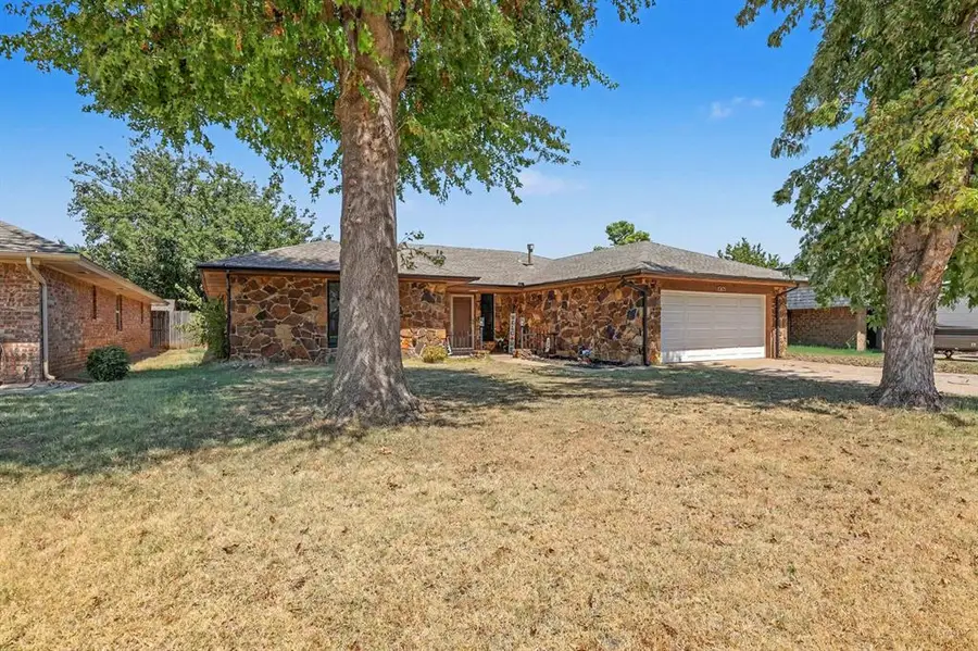 8305 NW 115th Street, Oklahoma City Southwest, OK 73008 - #2