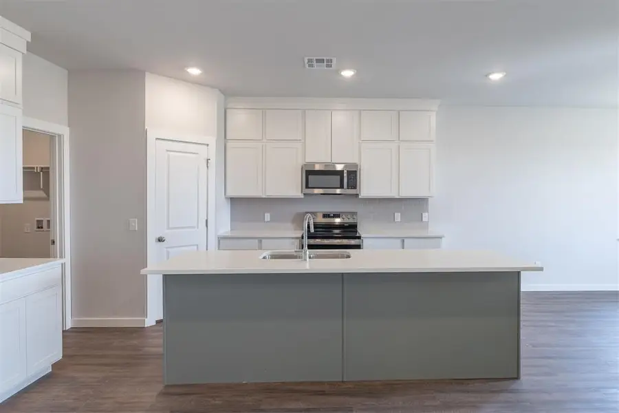 1721 Elm Circle, Tuttle, OK 73089 - #2