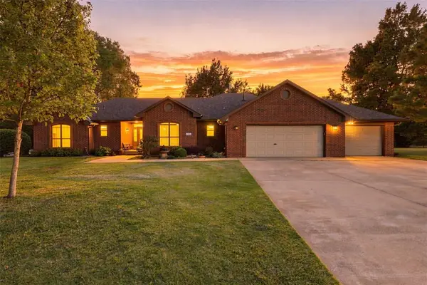 801 Cameron Drive, Yukon, OK 73099