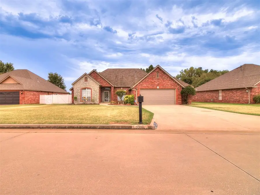 2705 Woodbridge Drive, Shawnee, OK 74804 - #3