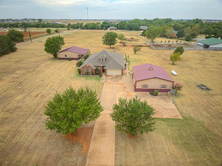 1609 Cedar Ridge Drive, Cashion, OK 73016 - #2