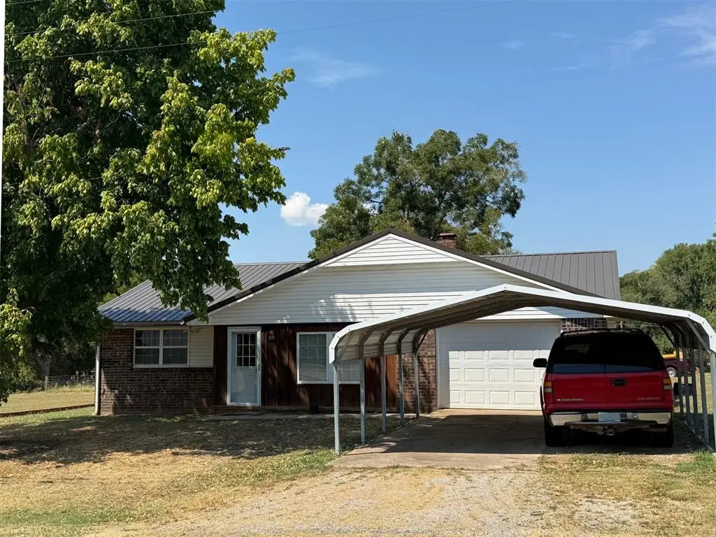 230 N Pecan, Stratford, OK 74872 - #1