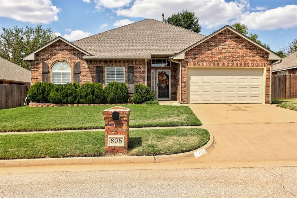 605 Vickery Avenue, Yukon, OK 73099 - #1