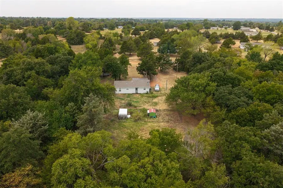 1602 One Creek Drive, Guthrie, OK 73044 - #3
