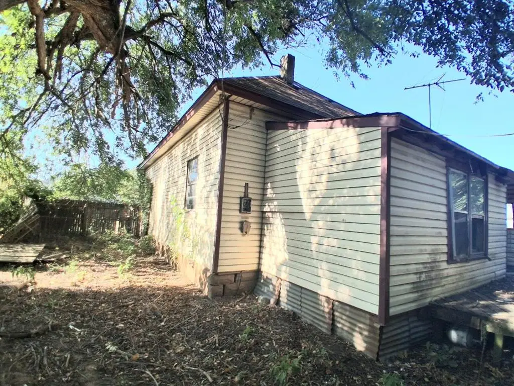 1316 E Main Street, Shawnee, OK 74801 - #1