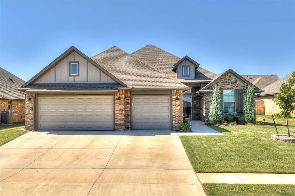 11604 NW 104th Street, Yukon, OK 73099 - #1