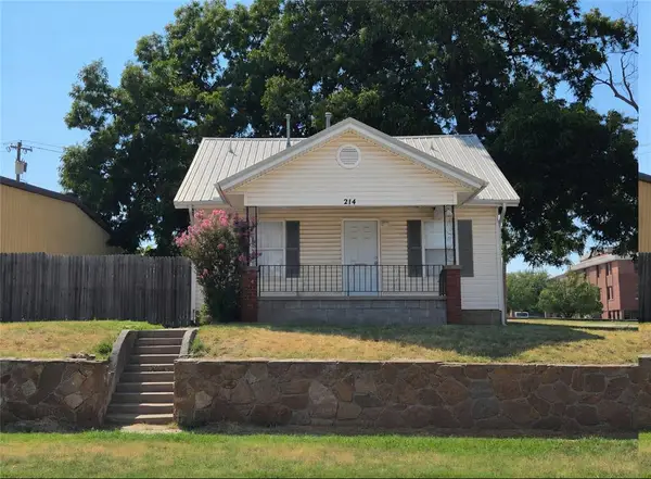 214 N Oklahoma Avenue, Shawnee, OK 74801