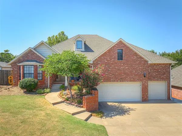2601 Ashebriar Lane, Edmond, OK 73034