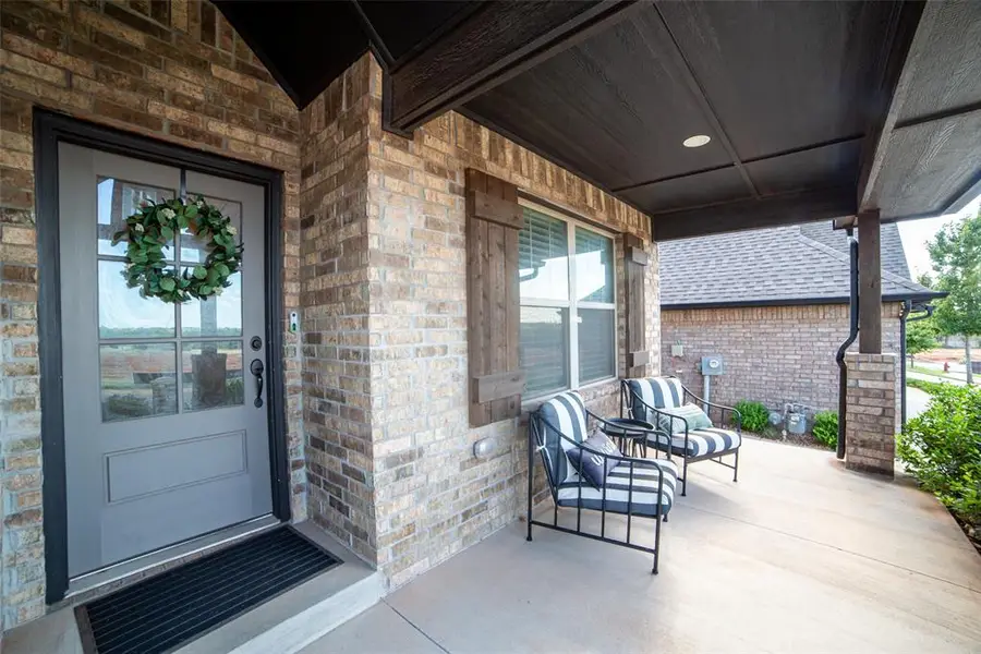 8124 Poplar Drive, Edmond, OK 73034 - #3