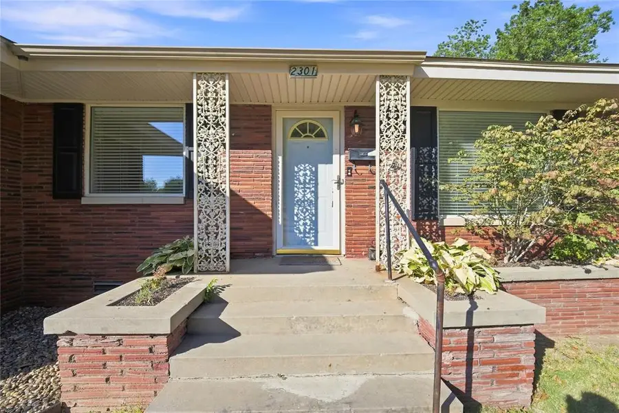 2301 N Warren Avenue, Oklahoma City, OK 73107 - #2