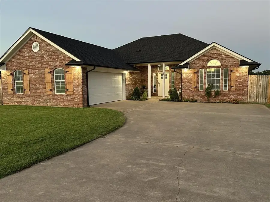 2100 Kenneth Lane, Choctaw, OK 73020 - #2