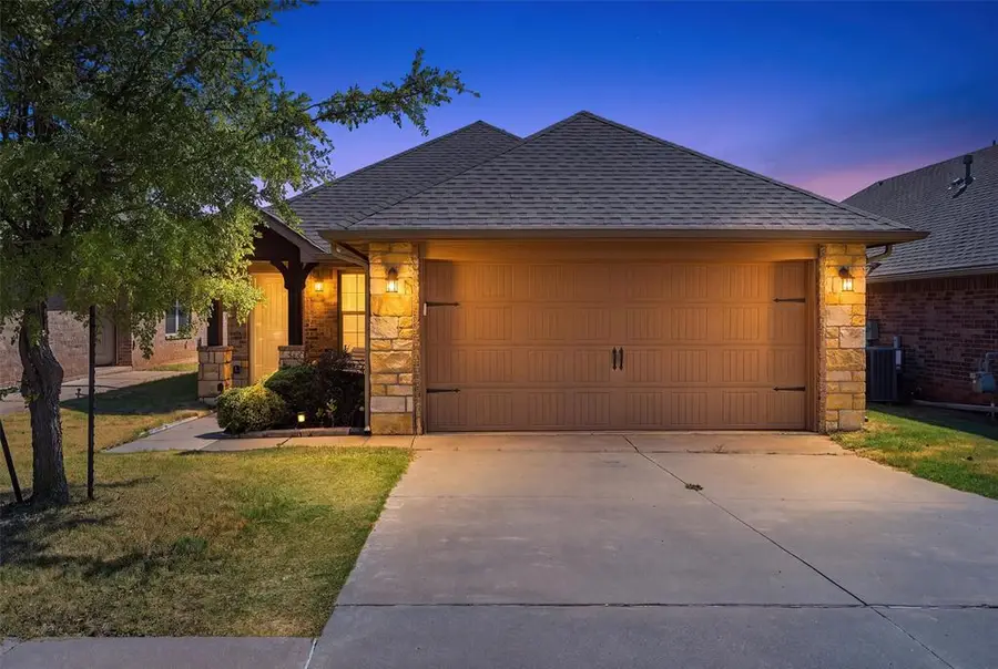 2404 Golden Lane, Edmond, OK 73012 - #3