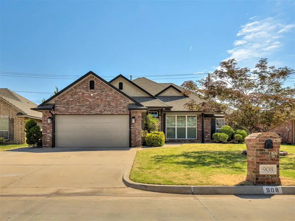 908 Ridgeway Drive, Moore, OK 73160 - #1
