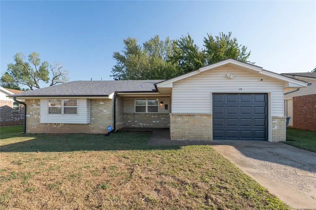 19 Red Oak Road, Shawnee, OK 74804 - #1