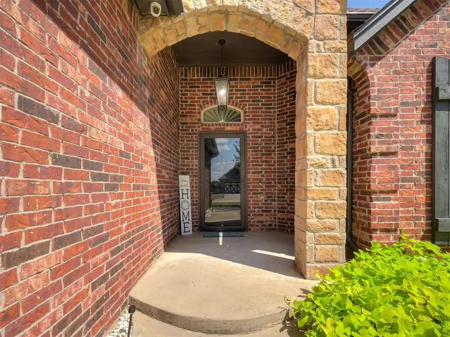 3715 Presidio Circle, Norman, OK 73072 - #3