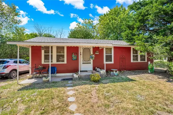 801 N 6th Street, Marlow, OK 73055