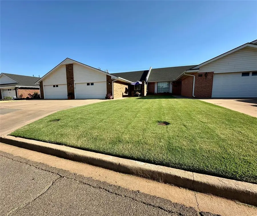 1404 E Proctor Avenue, Weatherford, OK 73096 - #2