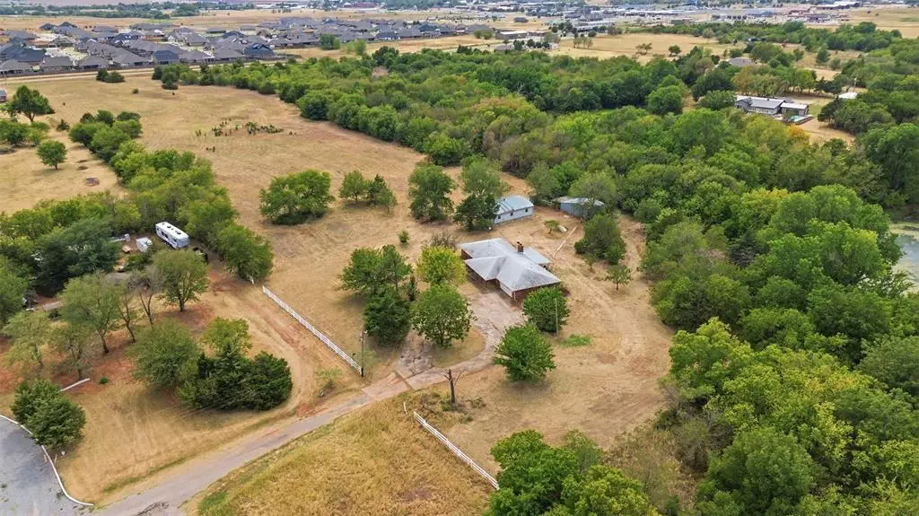 724 NE Blugil Drive, Piedmont, OK 73078 - #1