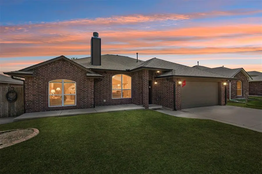 11520 SW 11th Street, Yukon, OK 73099 - #2