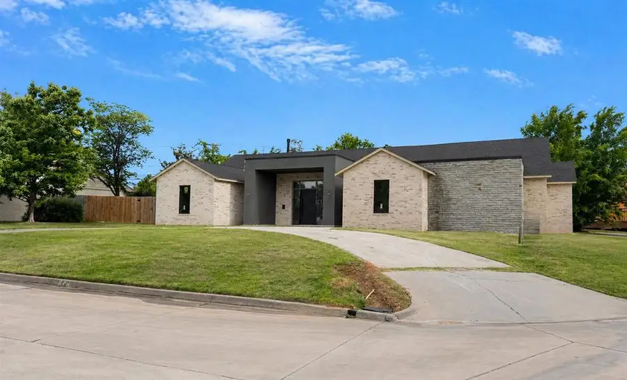 1601 Randel Road, Nichols Hills, OK 73116 - #2