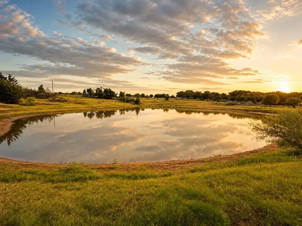 15000 Hogback Road, Luther, OK 73054