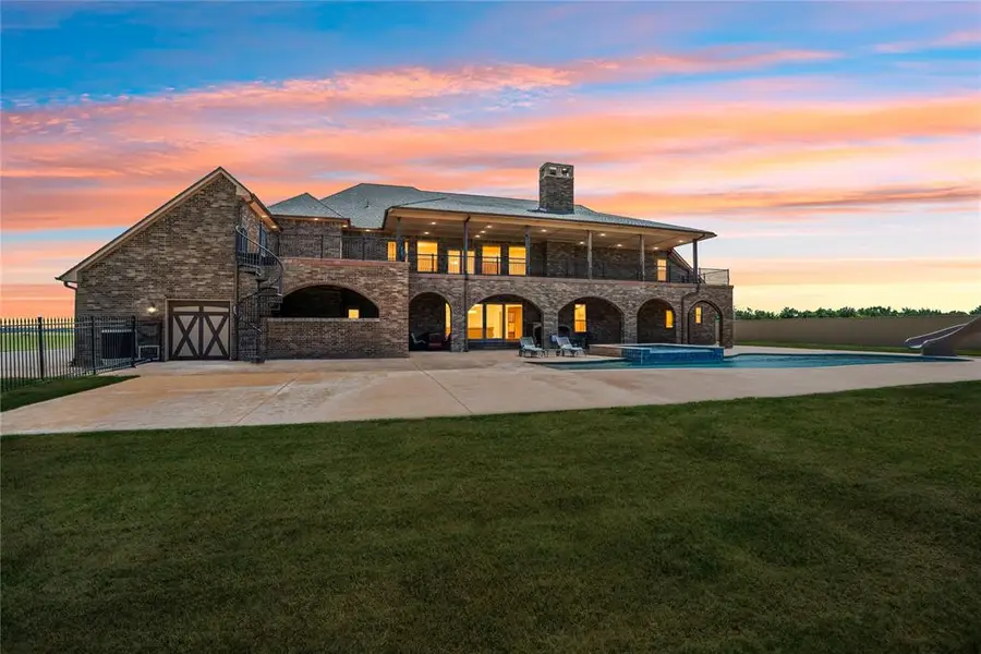 1611 N Morgan Road, Tuttle, OK 73089 - #2
