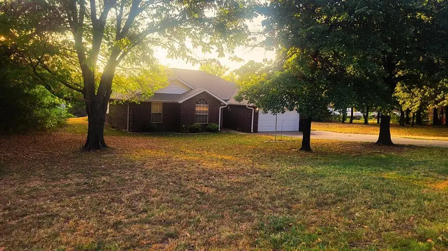 114 Camaron Drive, Shawnee, OK 74804 - #3