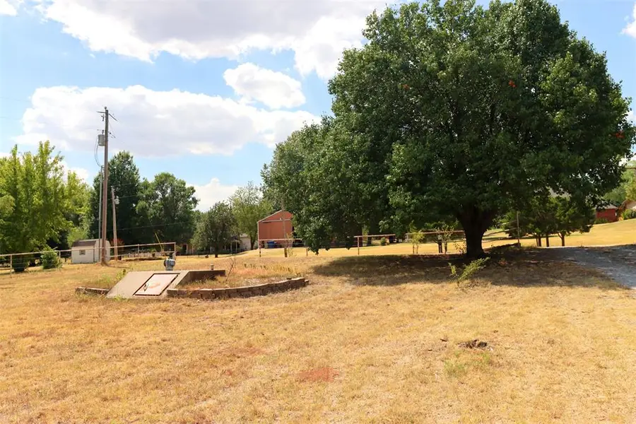 818 Coal Creek Road, Tuttle, OK 73089 - #3