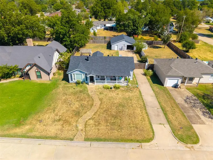 24 E Midland Street, Shawnee, OK 74804 - #2