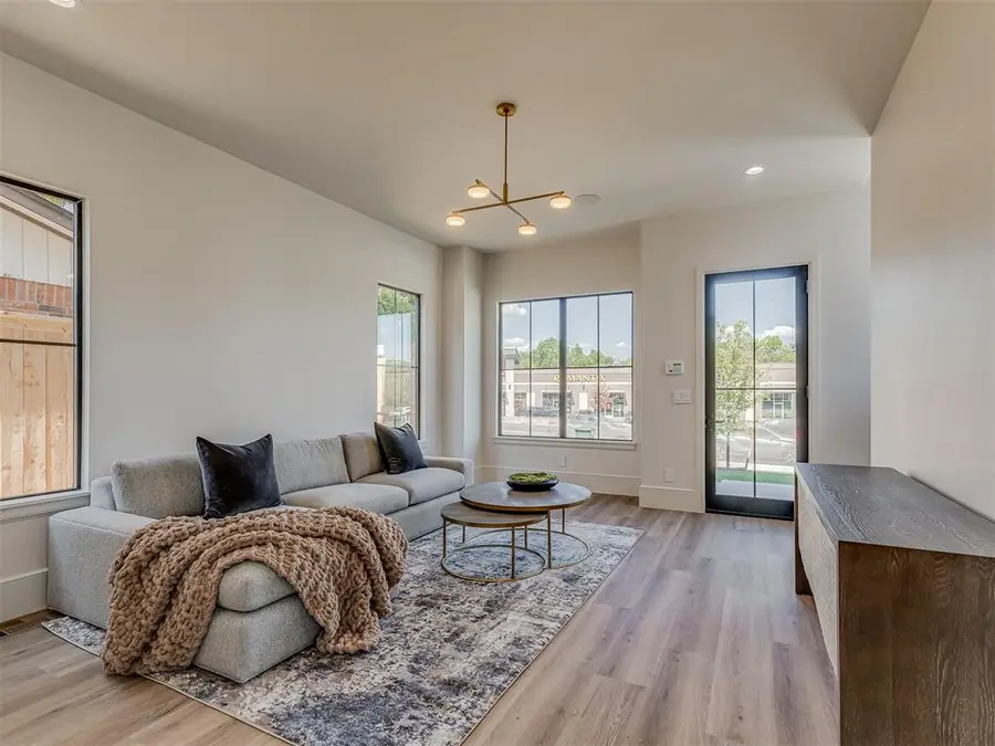 1738 Classen Boulevard, Norman, OK 73071 - #2