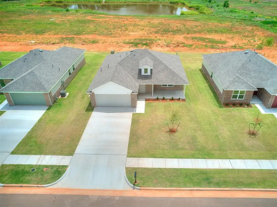 1212 E Stallion Lane, Mustang, OK 73064 - #3