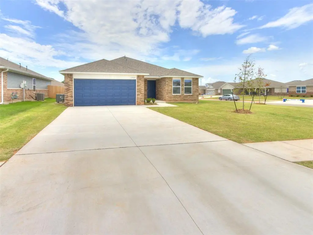 1204 E Ruger Lane, Mustang, OK 73064 - #1
