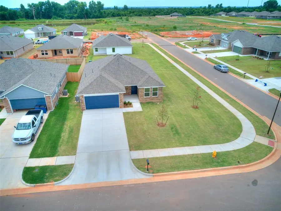1204 E Ruger Lane, Mustang, OK 73064 - #2