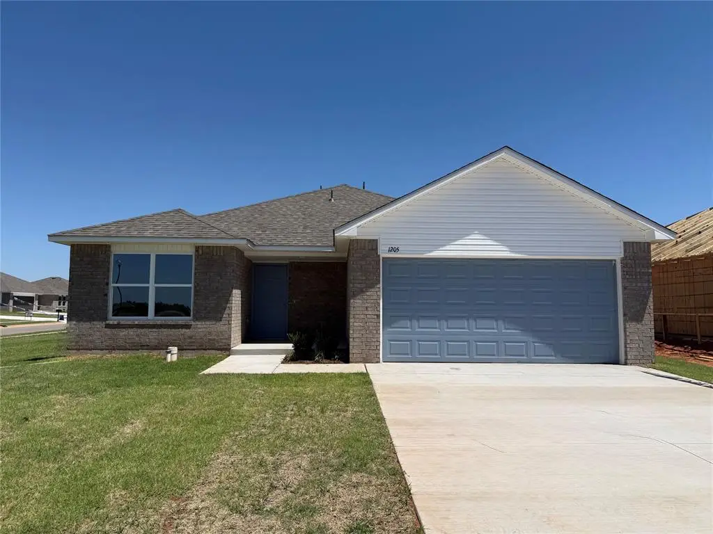 1205 E Stallion Lane, Mustang, OK 73064 - #1