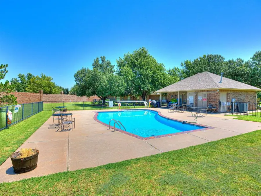 15908 Sonoma Court, Edmond, OK 73013 - #3