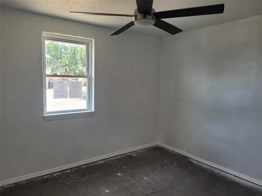 10012 S Douglas Avenue, Oklahoma City, OK 73139 - #3
