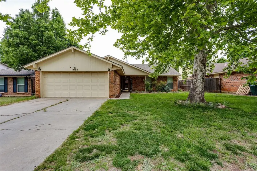 1011 Royal Lane, Yukon, OK 73099 - #2